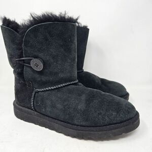 UGG Bailey Button II Winter Boots Womens Size 5 Black Leather Sheepskin 5803